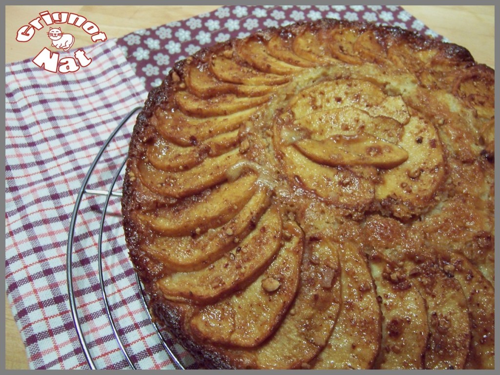 Gâteau renversé à la ricotta, pommes et caramel