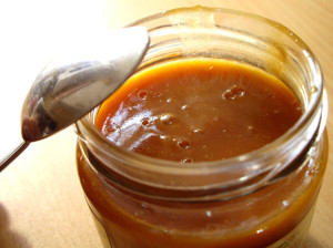 sauce-au-caramel-au-beurre-sale