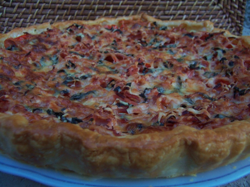 Tarte tomates, courgettes et basilic