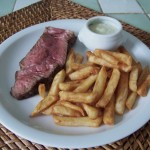 côte de boeuf et sa sauce au roquefort