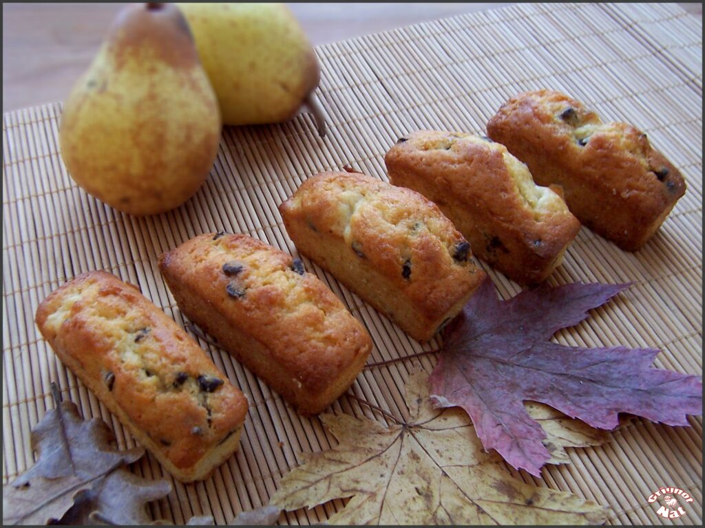 mini cakes aux poires et aux pépites de chocolat