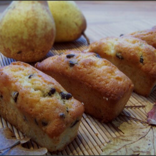 mini cakes aux poires et aux pépites de chocolat