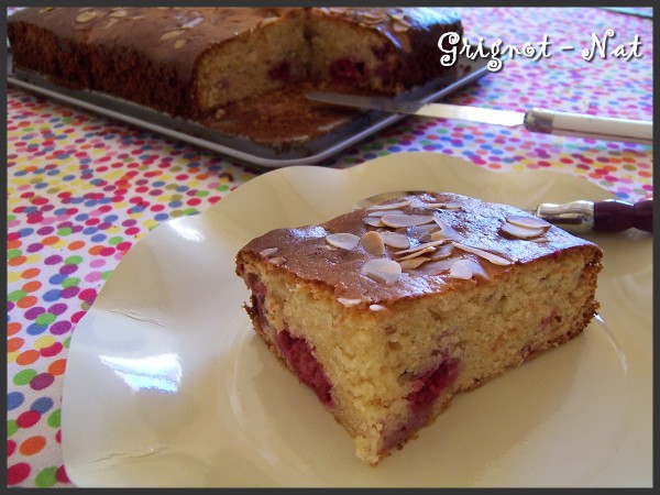 Gâteau au lait concentré et aux framboises 2