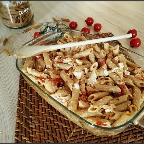 Baked feta pasta (pâtes à la feta rôtie au four)