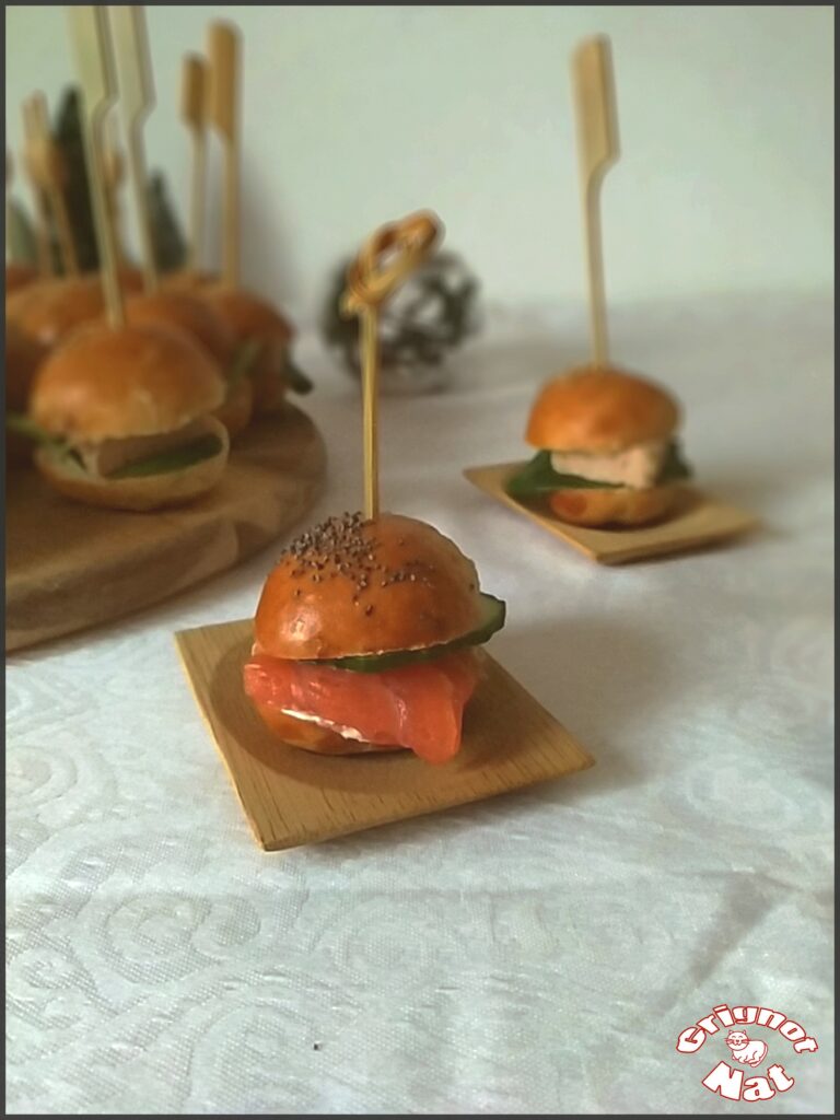 Mini burgers apéro saumon fumé