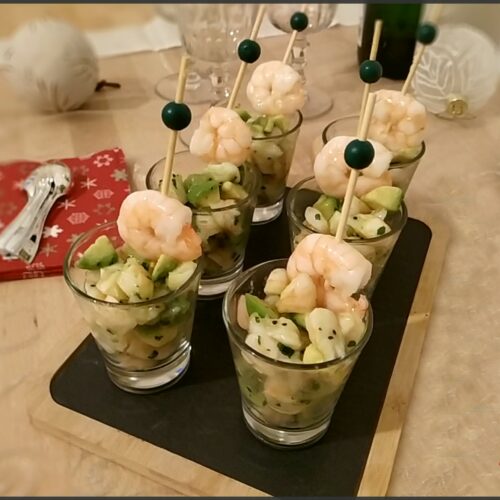Verrines crevettes, avocat et kiwi