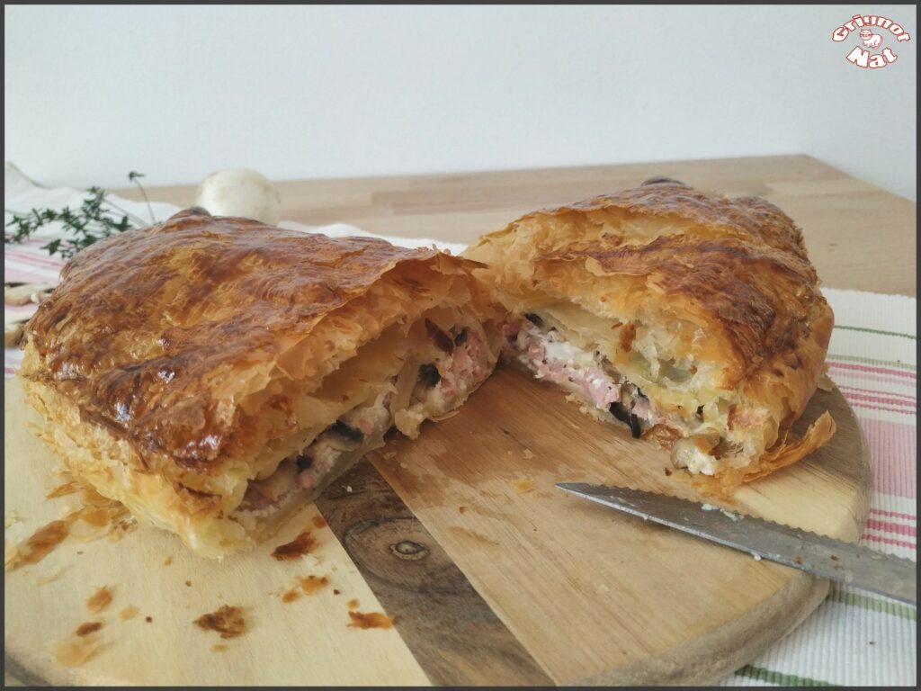 chausson feuilleté jambon et champignons  3