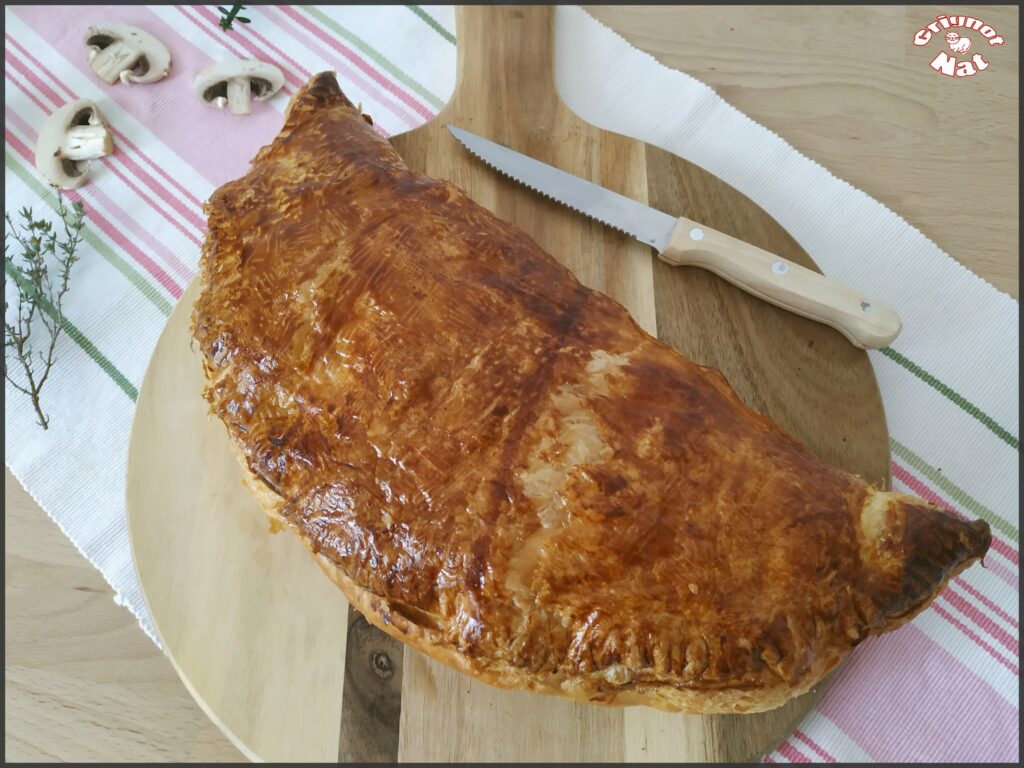 chausson feuilleté jambon et champignons  2