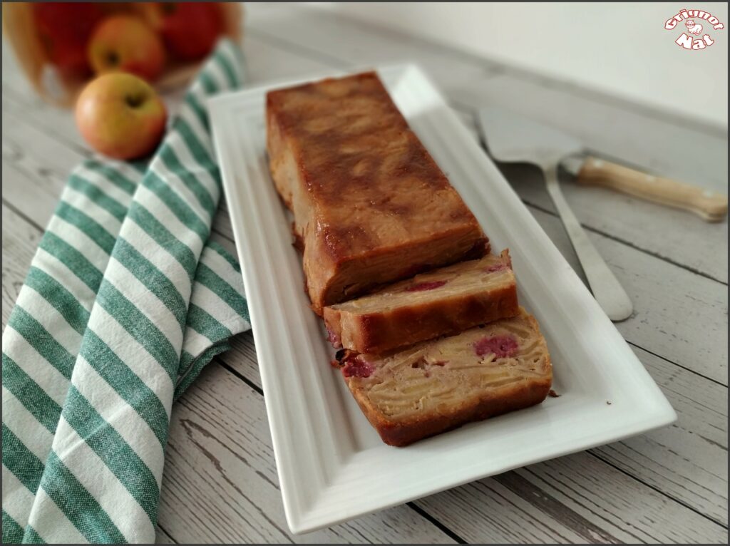 Gâteau invisible pommes et framboises 3