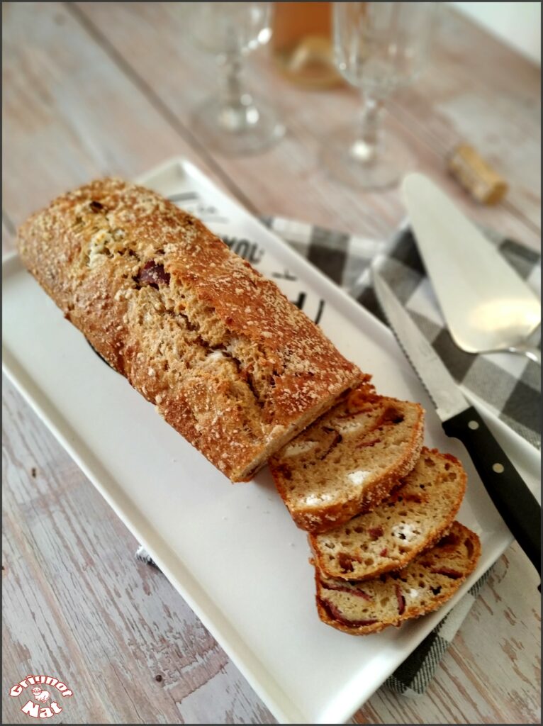 cake au magret séché, tomates confites et chèvre (recette IG Bas)