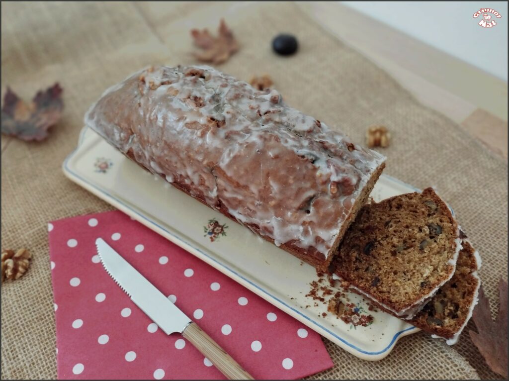 cake aux noix raisins secs et compote de pommes 3