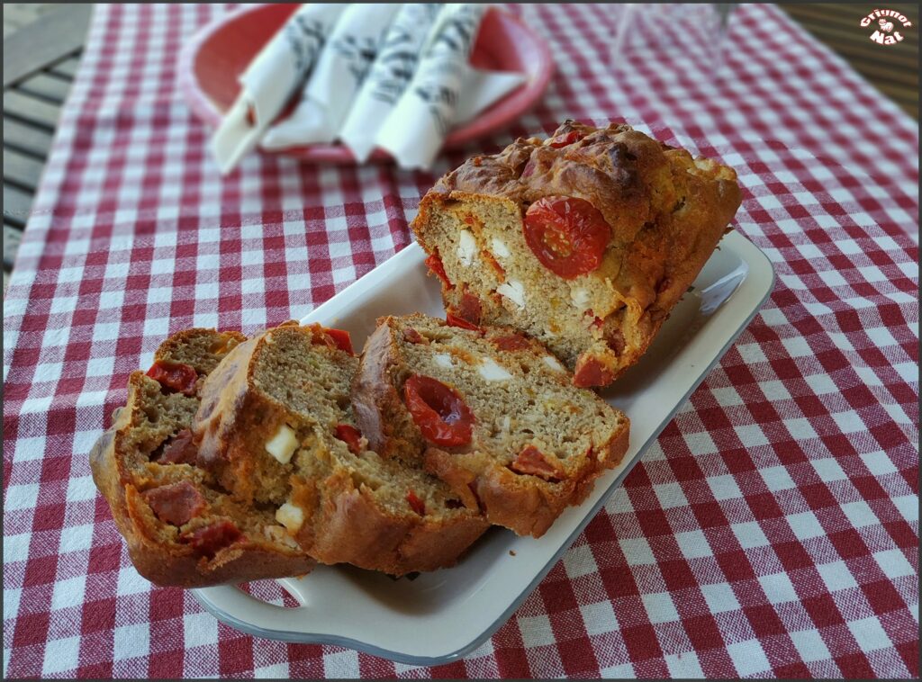 cake chorizo tomates cerises et feta 3