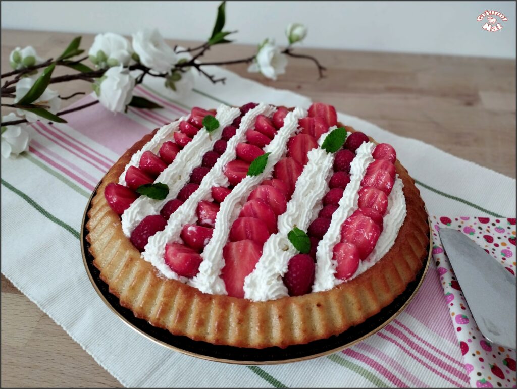 gâteau aux fruits rouges et chantilly 2