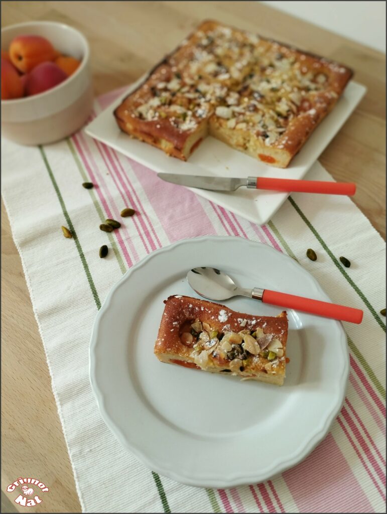 clafoutis aux abricots amandes et pistaches