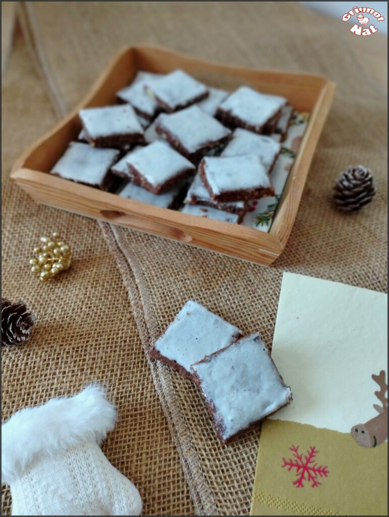 carrés au chocolat et fruits secs