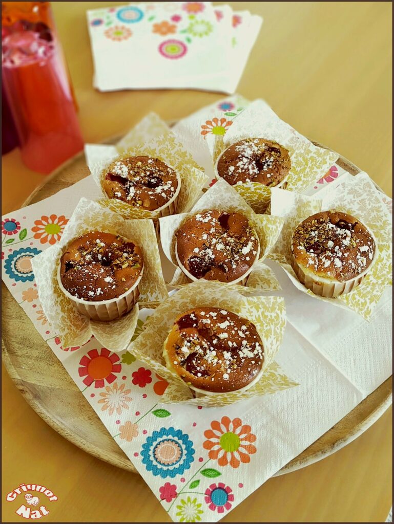 muffins aux framboises et aux pistaches